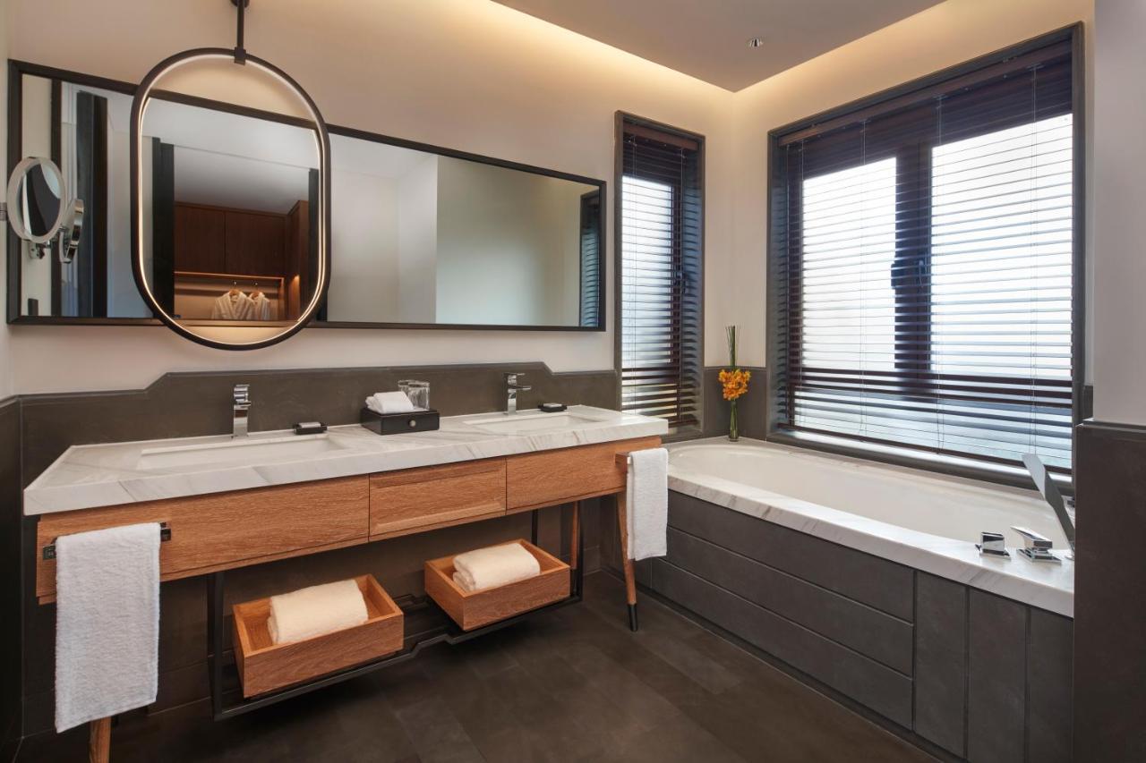 Grand Hyatt Shenzhou Peninsula Hotel Wanning Bagian luar foto