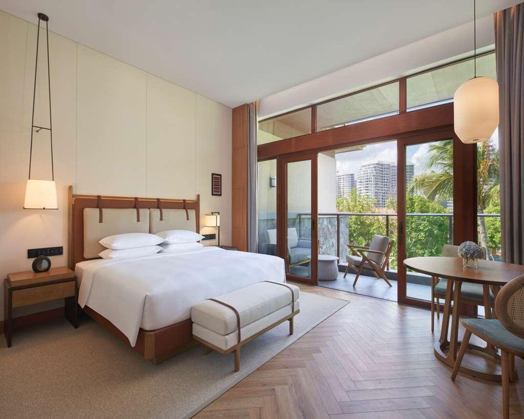 Grand Hyatt Shenzhou Peninsula Hotel Wanning Ruang foto