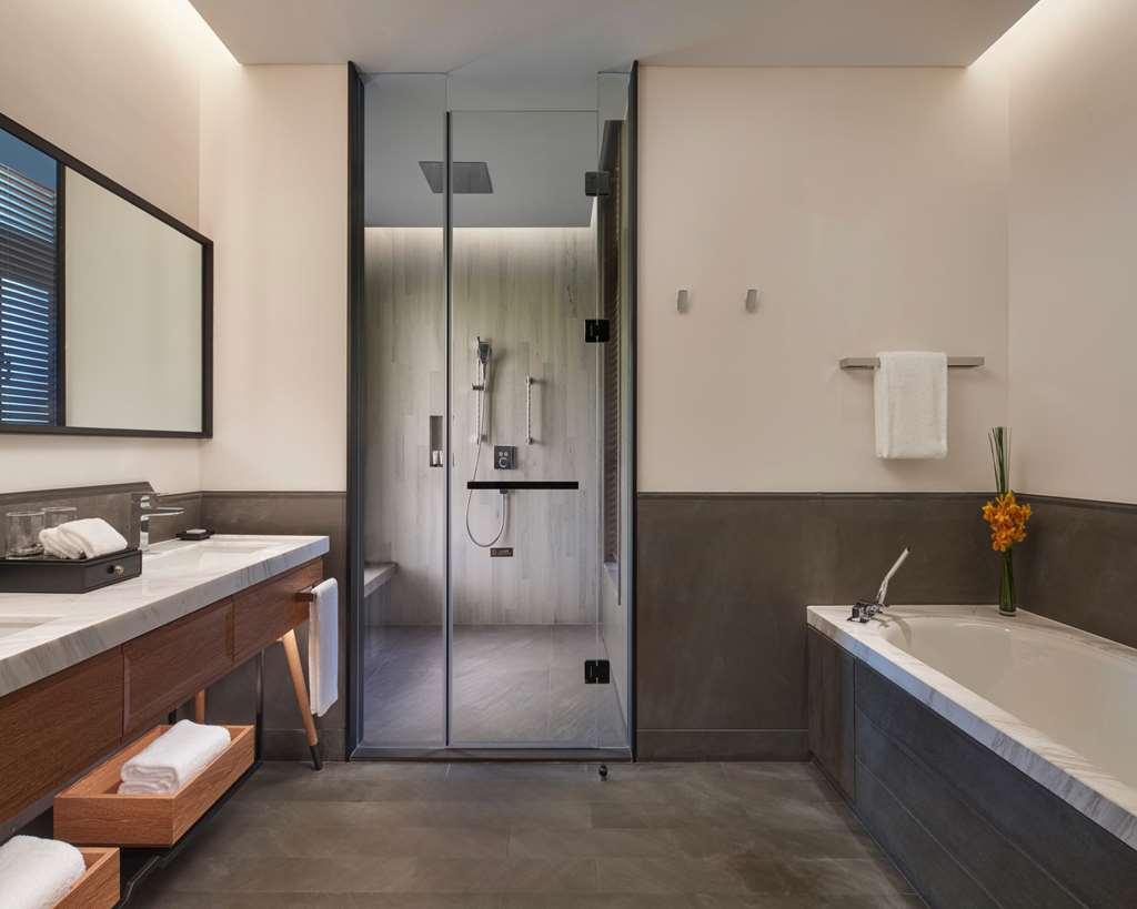 Grand Hyatt Shenzhou Peninsula Hotel Wanning Ruang foto